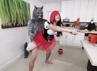 Cô bé trong truyện cổ tích chén nhau không thoát